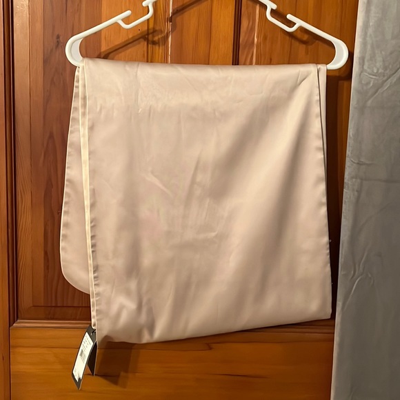 NWT Adrianna Papell champagne full thru wrap